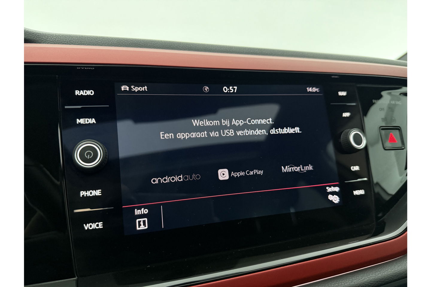 Volkswagen Polo 2.0 TSI GTI 200PK DSG Pano LED Virtual Camera  Clima Cruise Carplay 17''LMV Navi PDC