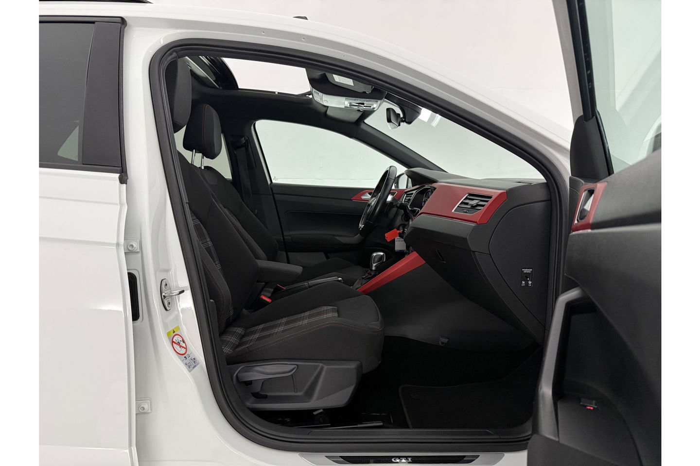 Volkswagen Polo 2.0 TSI GTI 200PK DSG Pano LED Virtual Camera  Clima Cruise Carplay 17''LMV Navi PDC