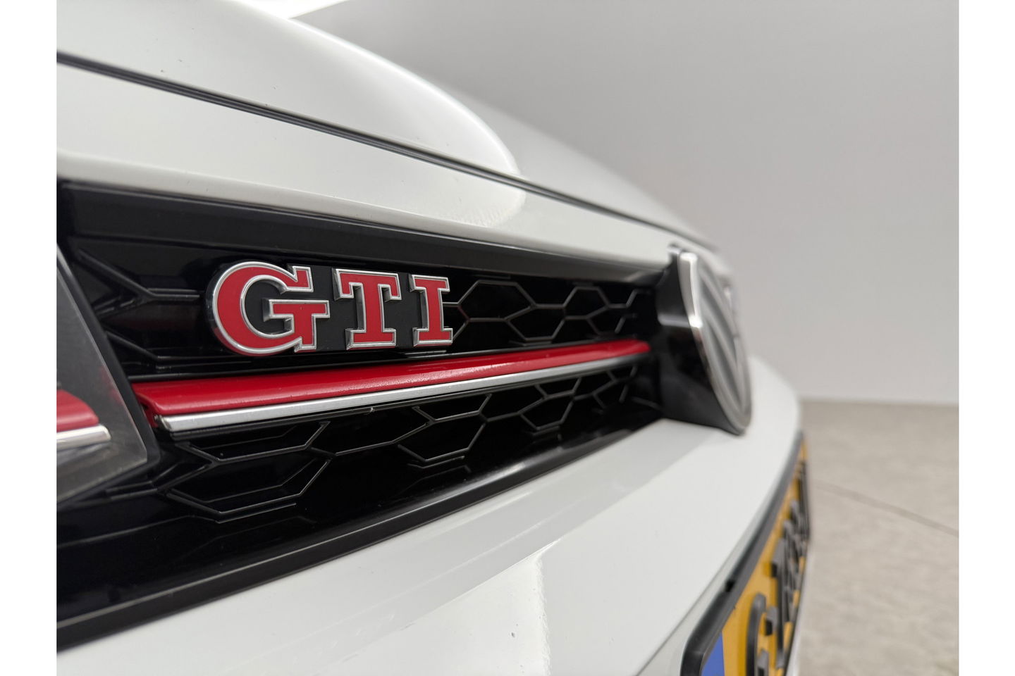 Volkswagen Polo 2.0 TSI GTI 200PK DSG Pano LED Virtual Camera  Clima Cruise Carplay 17''LMV Navi PDC