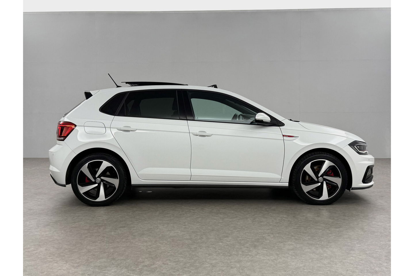 Volkswagen Polo 2.0 TSI GTI 200PK DSG Pano LED Virtual Camera  Clima Cruise Carplay 17''LMV Navi PDC