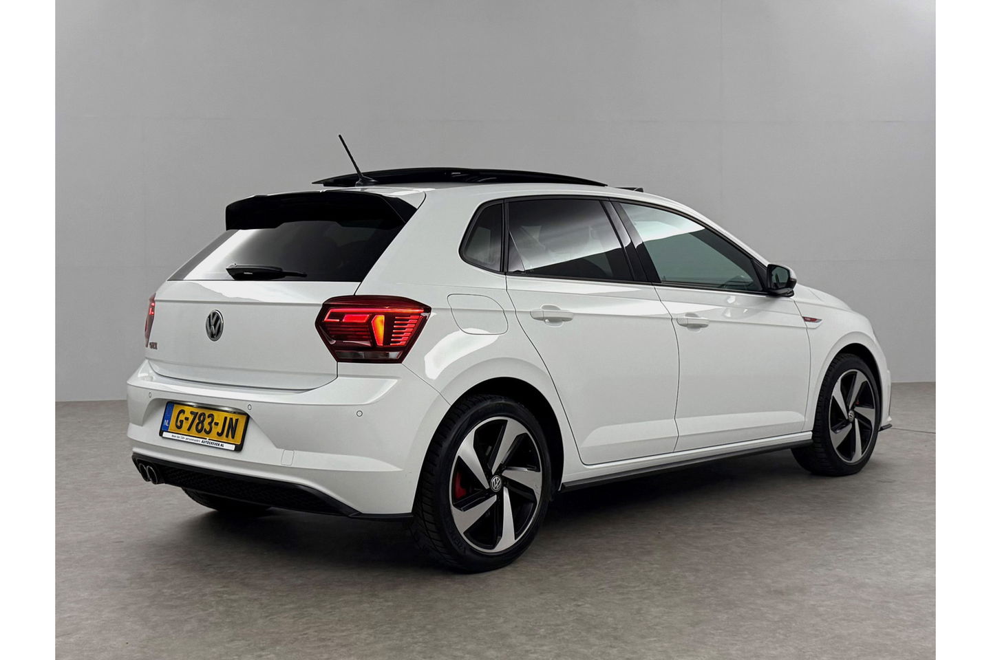 Volkswagen Polo 2.0 TSI GTI 200PK DSG Pano LED Virtual Camera  Clima Cruise Carplay 17''LMV Navi PDC