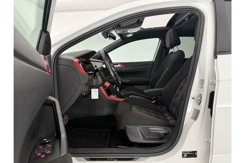 Volkswagen Polo 2.0 TSI GTI 200PK DSG Pano LED Virtual Camera  Clima Cruise Carplay 17''LMV Navi PDC
