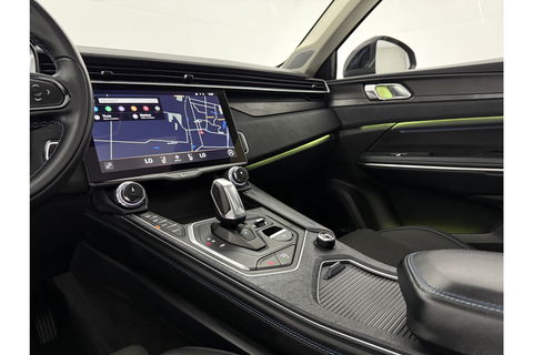 Lynk Co 01 1.5 262PK Hybride 360Camera Pano LED Sfeer Carplay ACC Clima Navi Virtual Memory 20"LMV