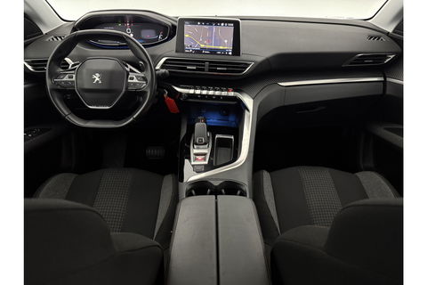 Peugeot 5008 1.2 PureTech 7 Persoons LED Virtual Trekhaak Carplay Clima Cruise Navi PDC 17''LMV