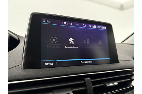 Peugeot 5008 1.2 PureTech 7 Persoons LED Virtual Trekhaak Carplay Clima Cruise Navi PDC 17''LMV