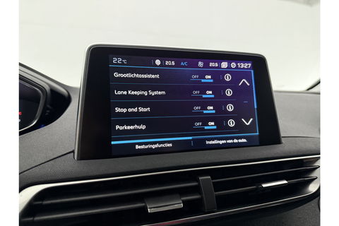 Peugeot 3008 1.2 PureTech 360Camera LED Trekhaak Virtual Clima Carplay Cruise Navi PDC 19''LMV