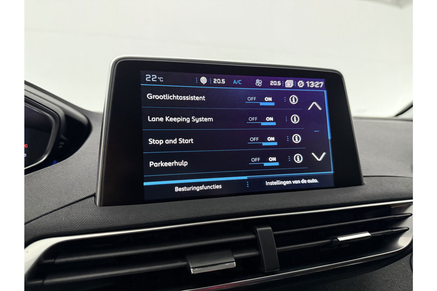 Peugeot 3008 1.2 PureTech 360Camera LED Trekhaak Virtual Clima Carplay Cruise Navi PDC 19''LMV