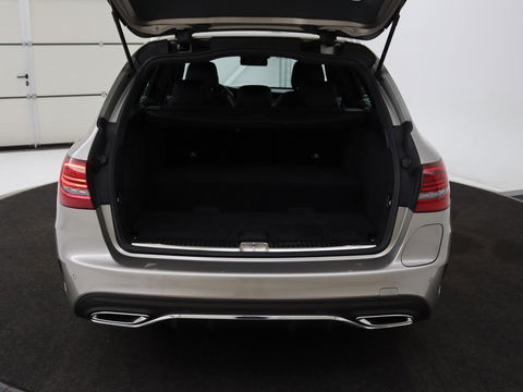 Mercedes-Benz C-Klasse 300de AMG | Head-Up | Adaptive cruise | Stoelverwarming | Carplay | Leder/Alcantara | Memory | Sfeerverlichting | Keyless | Navigatie