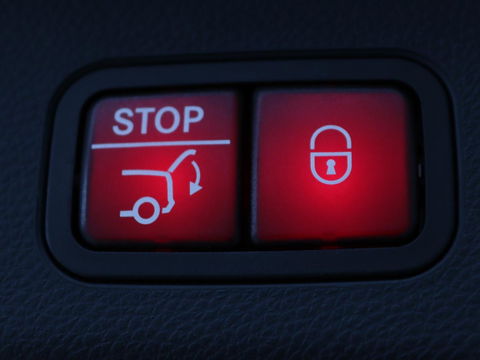 Mercedes-Benz C-Klasse 300de AMG | Head-Up | Adaptive cruise | Stoelverwarming | Carplay | Leder/Alcantara | Memory | Sfeerverlichting | Keyless | Navigatie