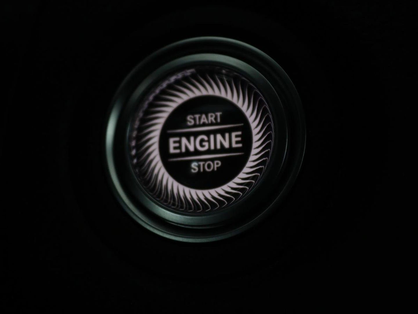 Mercedes-Benz C-Klasse 300de AMG | Head-Up | Adaptive cruise | Stoelverwarming | Carplay | Leder/Alcantara | Memory | Sfeerverlichting | Keyless | Navigatie