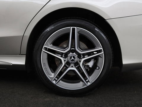 Mercedes-Benz C-Klasse 300de AMG | Head-Up | Adaptive cruise | Stoelverwarming | Carplay | Leder/Alcantara | Memory | Sfeerverlichting | Keyless | Navigatie