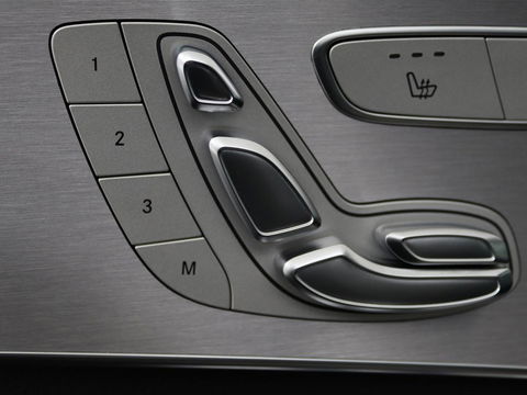 Mercedes-Benz C-Klasse 300de AMG | Head-Up | Adaptive cruise | Stoelverwarming | Carplay | Leder/Alcantara | Memory | Sfeerverlichting | Keyless | Navigatie