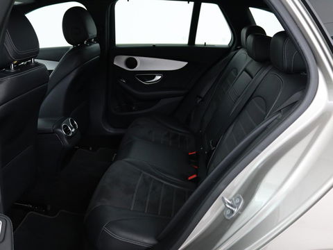 Mercedes-Benz C-Klasse 300de AMG | Head-Up | Adaptive cruise | Stoelverwarming | Carplay | Leder/Alcantara | Memory | Sfeerverlichting | Keyless | Navigatie