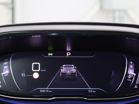 Peugeot 3008 1.5 BlueHDi Allure Pack Business | Trekhaak | LED | Camera | Apple Carplay | Navigatie | Dodehoek Detectie | Cruise Control | LMV