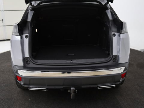 Peugeot 3008 1.5 BlueHDi Allure Pack Business | Trekhaak | LED | Camera | Apple Carplay | Navigatie | Dodehoek Detectie | Cruise Control | LMV