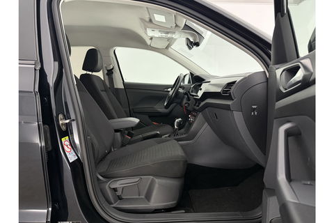 Volkswagen T-Cross 1.0 TSI Carplay LED Airco Cruise Navigatie 16''LMV