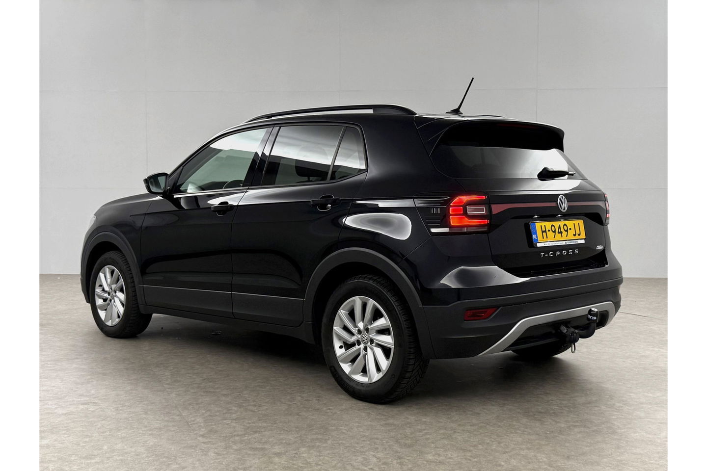 Volkswagen T-Cross 1.0 TSI Carplay LED Airco Cruise Navigatie 16''LMV