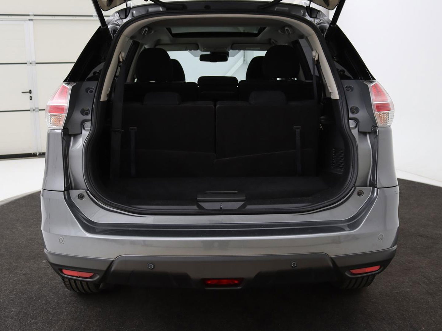Nissan X-Trail 1.6 DIG-T N-Connecta 7-persoons | Panoramadak | 360 camera | Navigatie | Keyless | Cruise control | Climate control