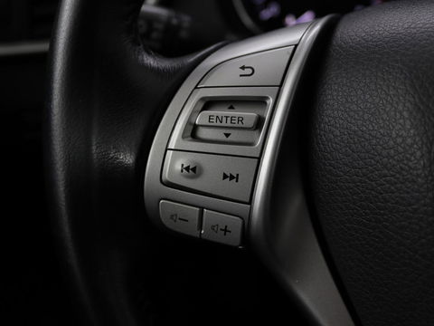 Nissan X-Trail 1.6 DIG-T N-Connecta 7-persoons | Panoramadak | 360 camera | Navigatie | Keyless | Cruise control | Climate control