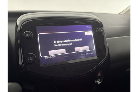 Peugeot 108 1.0 e-VTi Camera LED Clima Cruise Navigatie 15"LMV