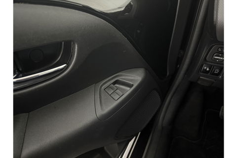 Peugeot 108 1.0 e-VTi Camera LED Clima Cruise Navigatie 15"LMV