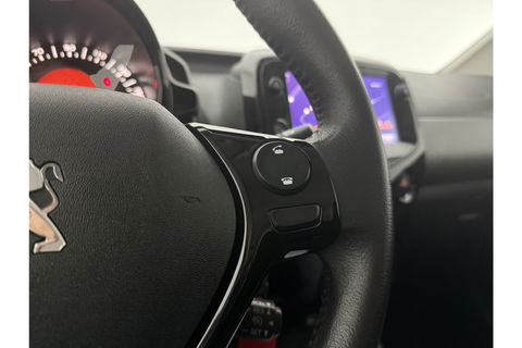Peugeot 108 1.0 e-VTi Camera LED Clima Cruise Navigatie 15"LMV