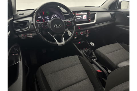 Kia Stonic 1.0 T-GDi DynamicLine Airco Camera Cruise Carplay Parkeersensoren 17"LMV