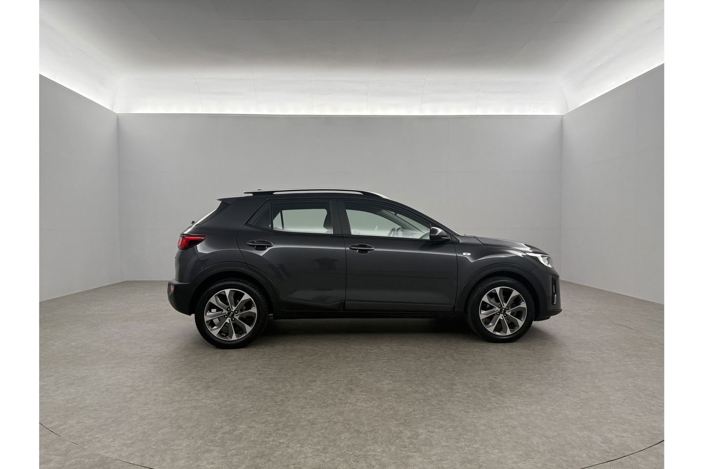Kia Stonic 1.0 T-GDi DynamicLine Airco Camera Cruise Carplay Parkeersensoren 17"LMV