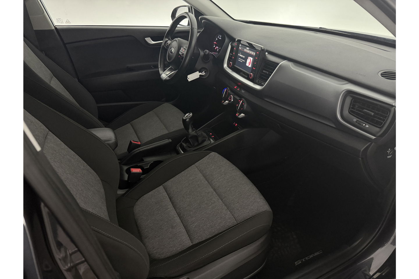 Kia Stonic 1.0 T-GDi DynamicLine Airco Camera Cruise Carplay Parkeersensoren 17"LMV