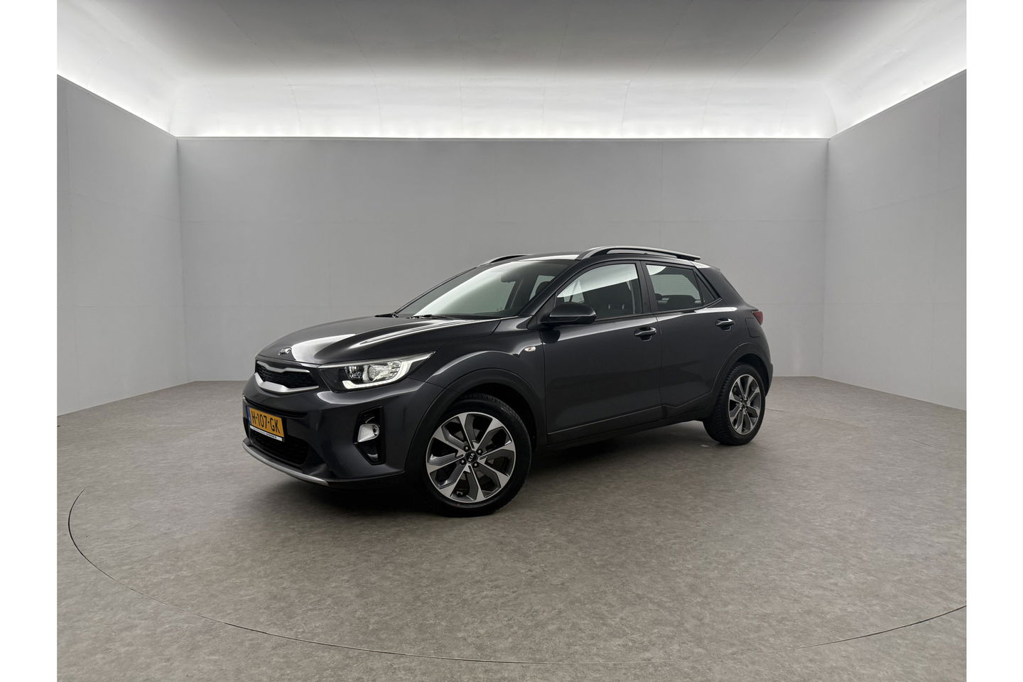 Kia Stonic 1.0 T-GDi DynamicLine Airco Camera Cruise Carplay Parkeersensoren 17"LMV