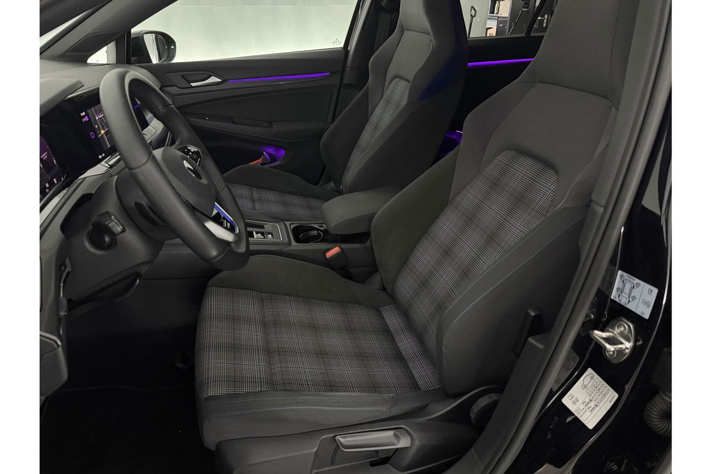 Volkswagen Golf 1.4 GTE DSG 245PK IQ Lights LED Sfeerverl. Virtual ACC Carplay Clima Navi PDC 18"LMV