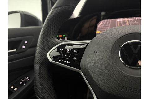 Volkswagen Golf 1.4 GTE DSG 245PK IQ Lights LED Sfeerverl. Virtual ACC Carplay Clima Navi PDC 18"LMV