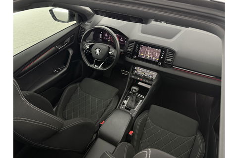 Škoda Karoq 1.5 TSI 150PK DSG Pano LED Sfeer Trekhaak Virtual Canton-Audio Camera Carplay Cruise Clima Navi 19"LMV