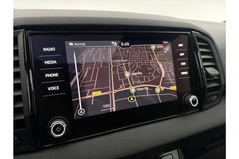 Škoda Karoq 1.5 TSI 150PK DSG Pano LED Sfeer Trekhaak Virtual Canton-Audio Camera Carplay Cruise Clima Navi 19"LMV