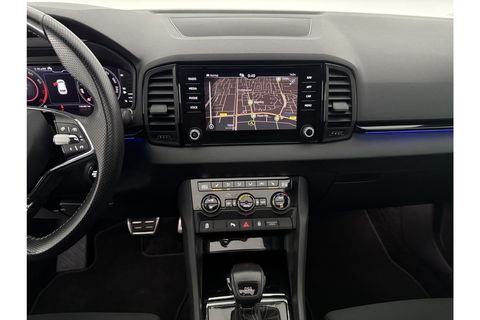 Škoda Karoq 1.5 TSI 150PK DSG Pano LED Sfeer Trekhaak Virtual Canton-Audio Camera Carplay Cruise Clima Navi 19"LMV