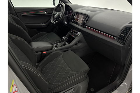 Škoda Karoq 1.5 TSI 150PK DSG Pano LED Sfeer Trekhaak Virtual Canton-Audio Camera Carplay Cruise Clima Navi 19"LMV