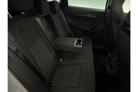 Škoda Karoq 1.5 TSI 150PK DSG Pano LED Sfeer Trekhaak Virtual Canton-Audio Camera Carplay Cruise Clima Navi 19"LMV