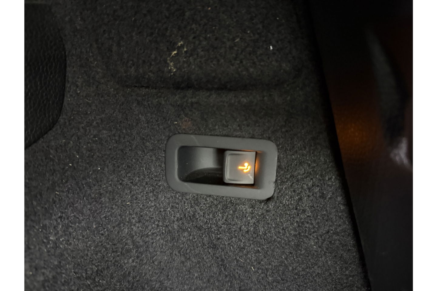 Škoda Karoq 1.5 TSI 150PK DSG Pano LED Sfeer Trekhaak Virtual Canton-Audio Camera Carplay Cruise Clima Navi 19"LMV