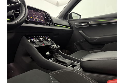 Škoda Karoq 1.5 TSI 150PK DSG Pano LED Sfeer Trekhaak Virtual Canton-Audio Camera Carplay Cruise Clima Navi 19"LMV