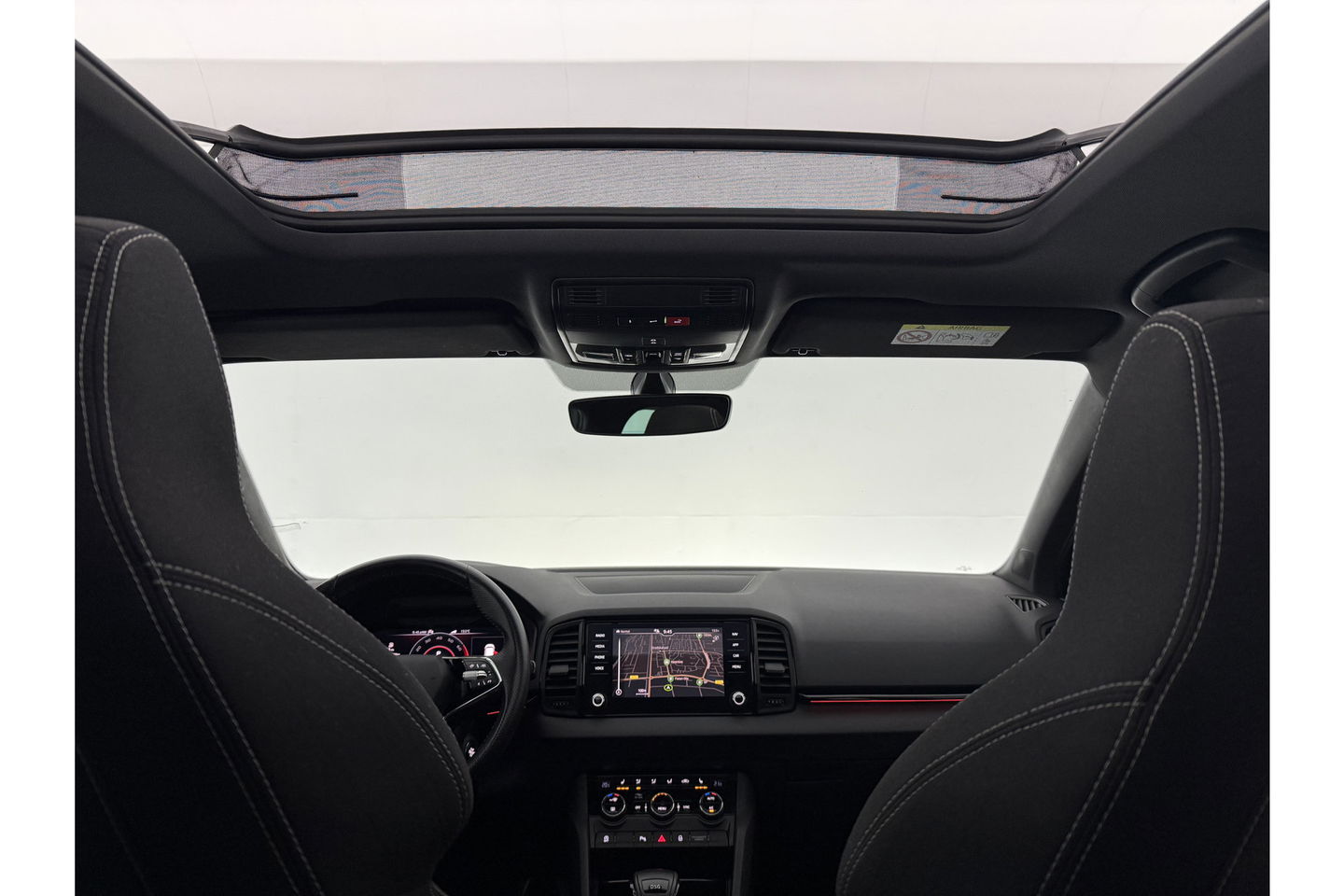 Škoda Karoq 1.5 TSI 150PK DSG Pano LED Sfeer Trekhaak Virtual Canton-Audio Camera Carplay Cruise Clima Navi 19"LMV