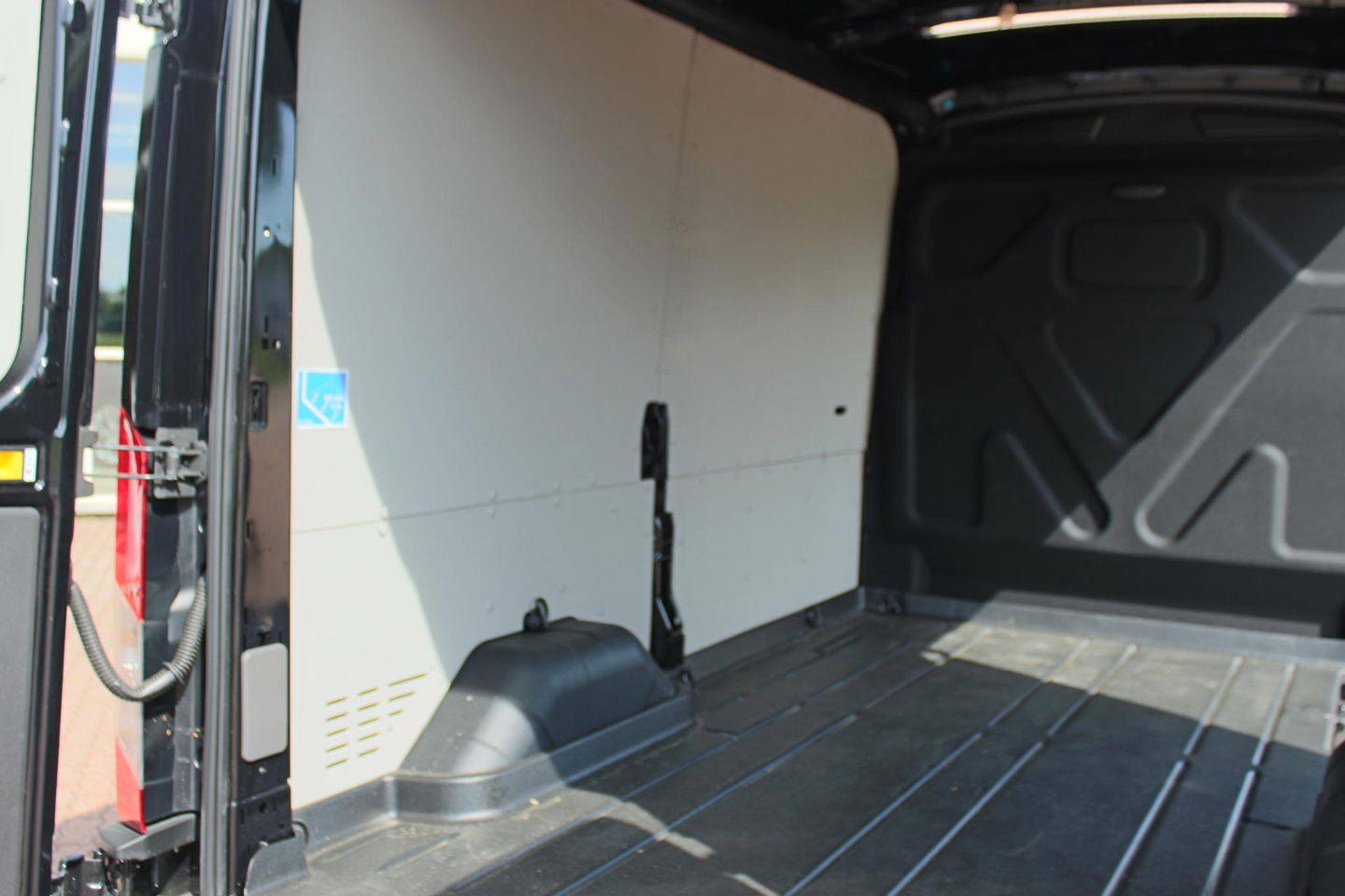 Ford E-Transit 350 L2H2 Trend 68 kWh