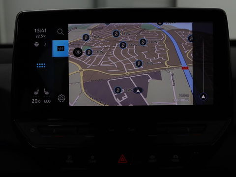 Volkswagen ID.3 First 58 kWh | Sfeerverlichting | Apple Carplay | Stoelverwarming | LED | Cruise Control Adaptief| LMV 18" | Navi