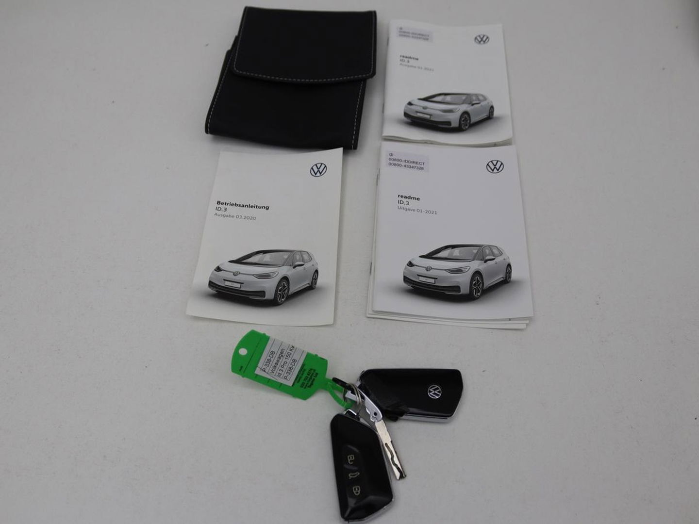 Volkswagen ID.3 First 58 kWh | Sfeerverlichting | Apple Carplay | Stoelverwarming | LED | Cruise Control Adaptief| LMV 18" | Navi