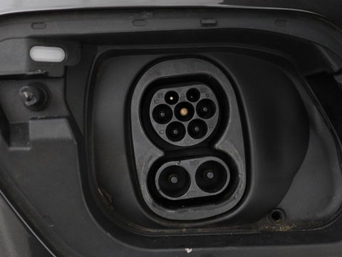 Volkswagen ID.3 First 58 kWh | Sfeerverlichting | Apple Carplay | Stoelverwarming | LED | Cruise Control Adaptief| LMV 18" | Navi