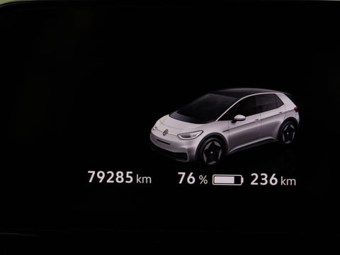 Volkswagen ID.3 First 58 kWh | Sfeerverlichting | Apple Carplay | Stoelverwarming | LED | Cruise Control Adaptief| LMV 18" | Navi