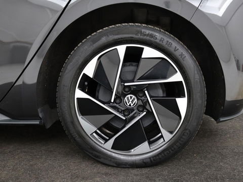 Volkswagen ID.3 First 58 kWh | Sfeerverlichting | Apple Carplay | Stoelverwarming | LED | Cruise Control Adaptief| LMV 18" | Navi