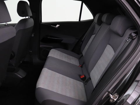 Volkswagen ID.3 First 58 kWh | Sfeerverlichting | Apple Carplay | Stoelverwarming | LED | Cruise Control Adaptief| LMV 18" | Navi