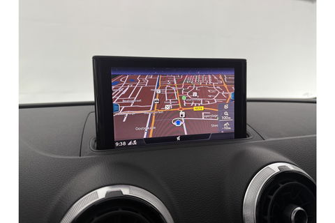 Audi A3 35 TFSI S-Line 150PK Pano LED Carplay Virtual Clima Cruise Navi PDC 18''LMV