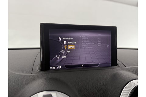 Audi A3 35 TFSI S-Line 150PK Pano LED Carplay Virtual Clima Cruise Navi PDC 18''LMV
