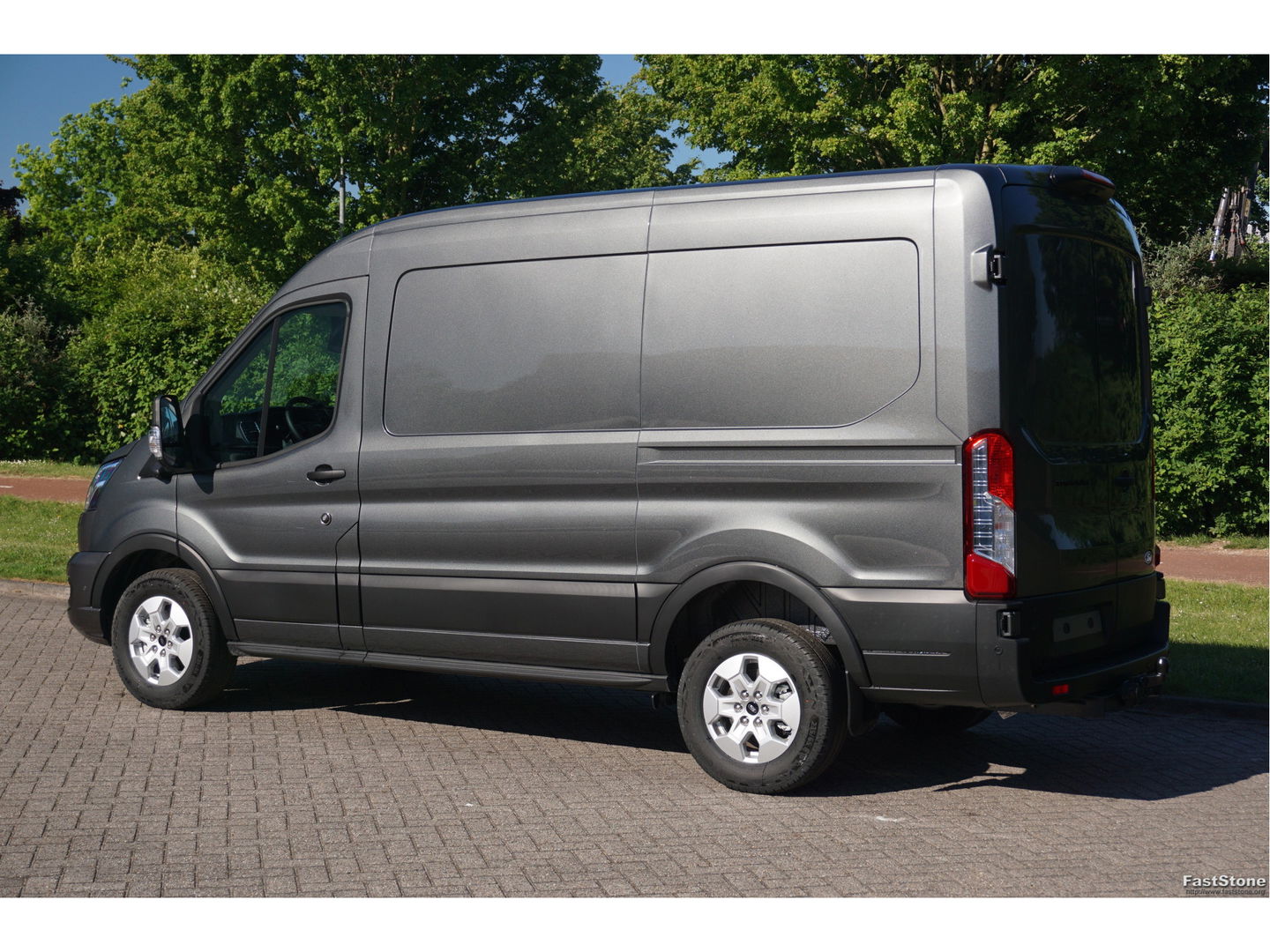 Ford Transit 350M L2H2 Limited AUT-8 165PK BPM VRIJ Navi, Adap. Cruise, 360° Cam, Trekhaak, Xenon!! NR. 271